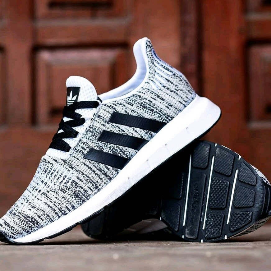 C3-SEPATU SPORT ADIDAS SWIFT RUN KW SUPER 3