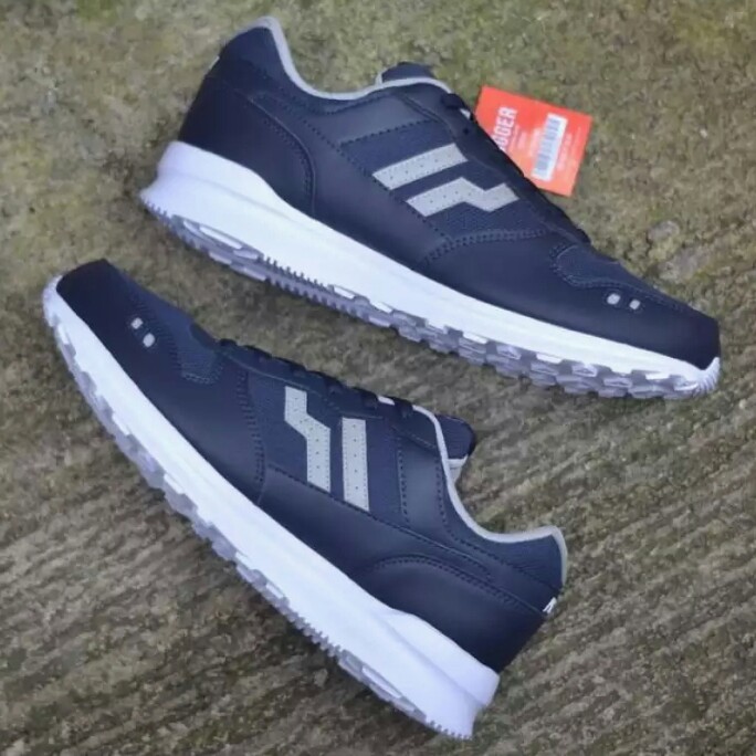 C6-- SEPATU RUNNING PIERO JOGGER INSIGNIA P20592 MERK - PER UNIT 2