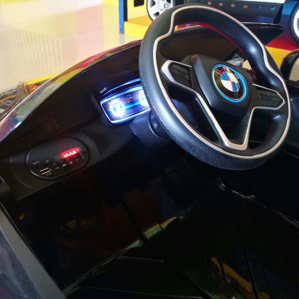 C6-MOBIL AKI MAINAN MOBIL AKI JENIS BMW i8 MERK BMW PER UNIT 2