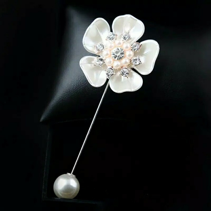 CH Pearl Brooch 