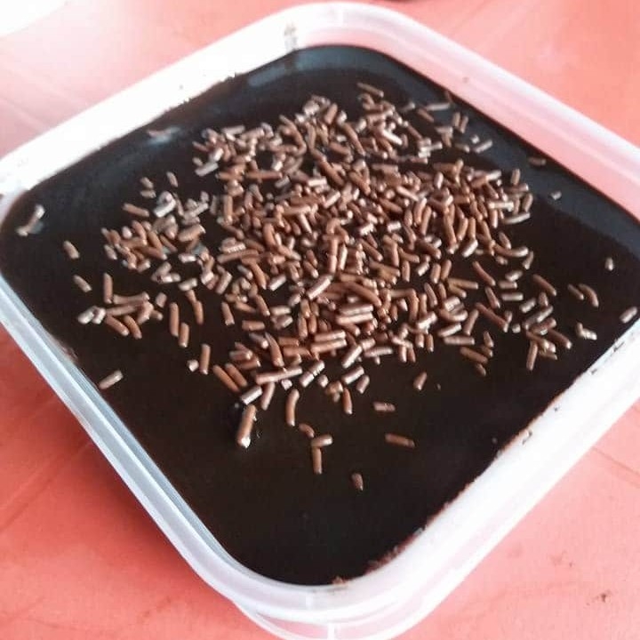 CHOCOLATE CAKE LUMER 2