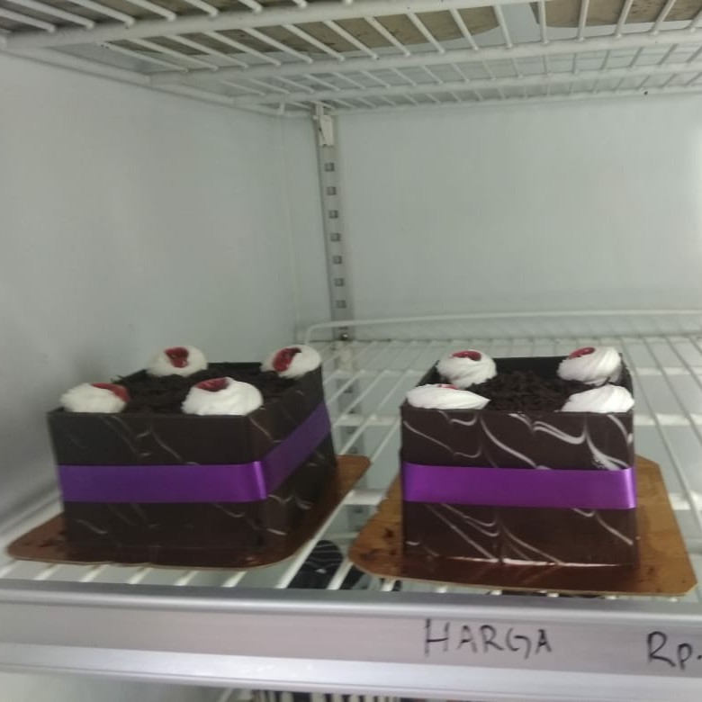 Cake Black Fores Kecil