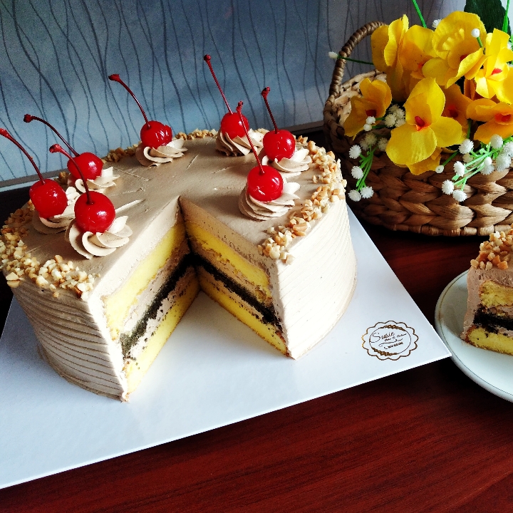 Cake Lapis Surabaya