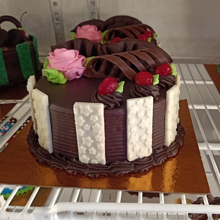 Cake Ultah Black Forest