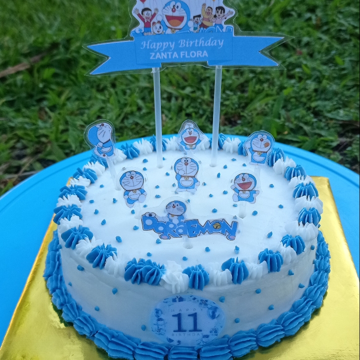 Cake Ultah Doraemon mini 2