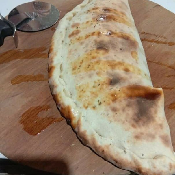 Calzone Al Formaggi