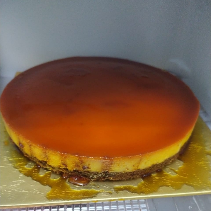 Caramel Cheese Brownies Cake