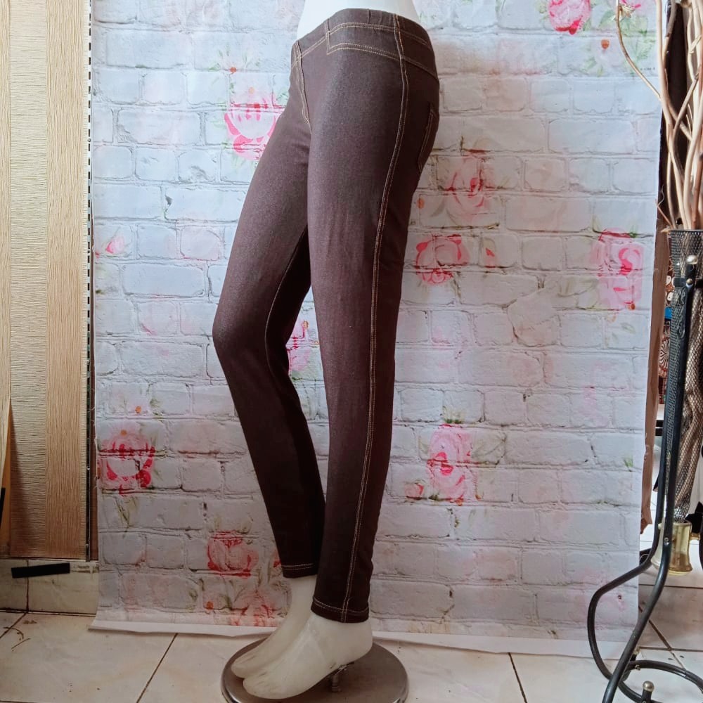 Celana Legging