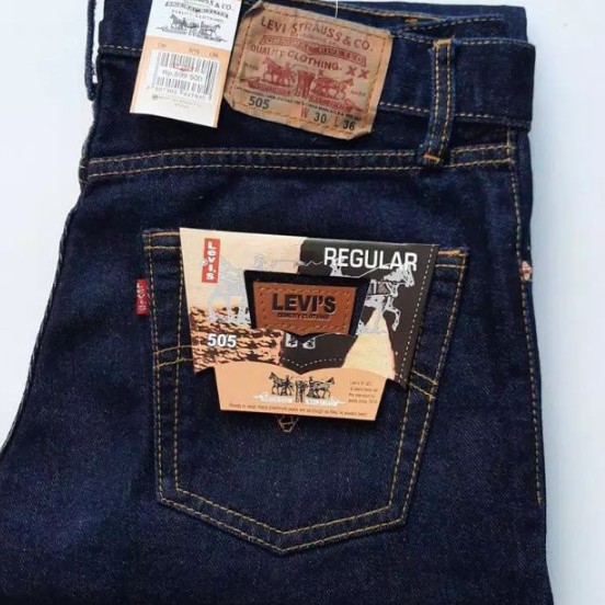 Celana Levis Reguler  4