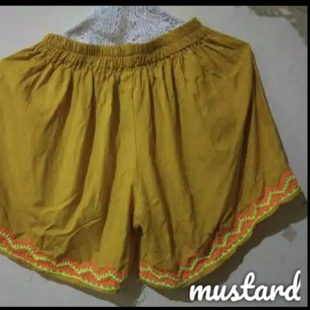 Celana pendek bordir  balihotpant pendek bali 2