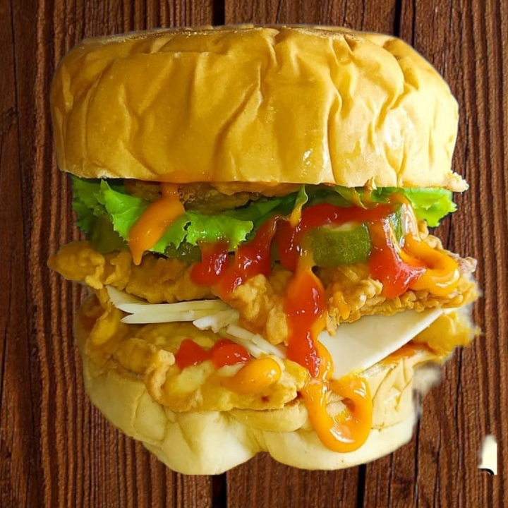 CHICKEN DOBLE BURGER