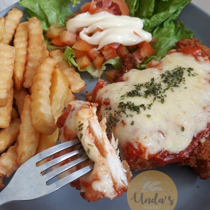 Chicken Parmigiana