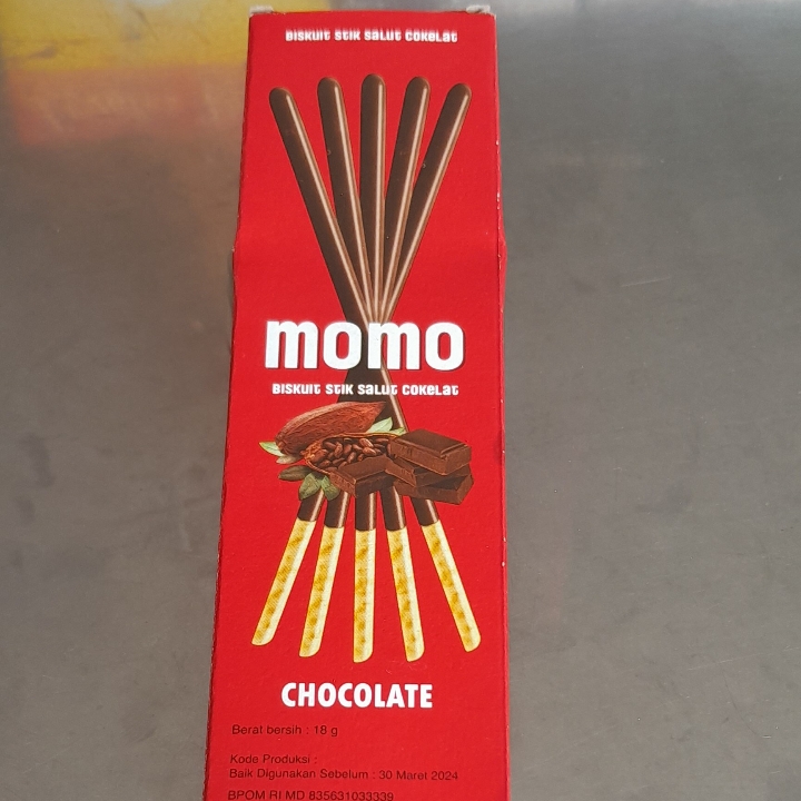 Coklat Momo