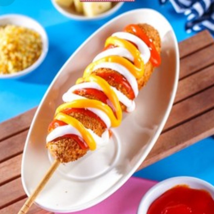 Corn Dog MOZA meler sedang