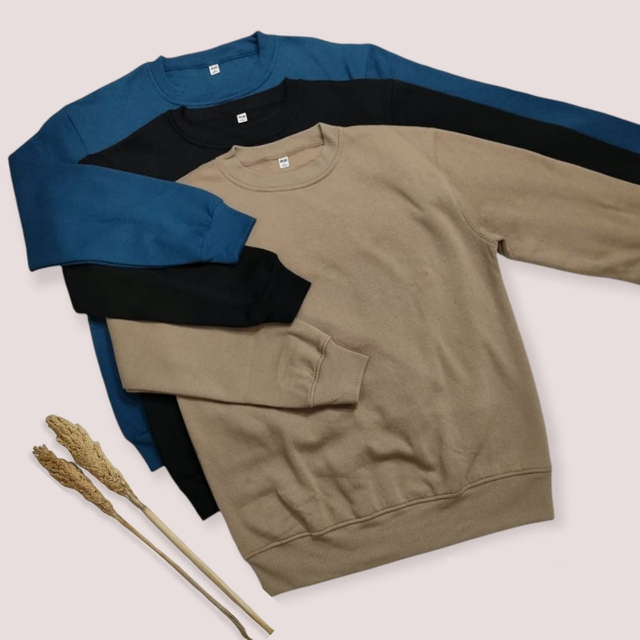 Crewnack Uniqlo Unisex 2