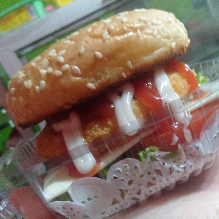 Crispy Burger Keju