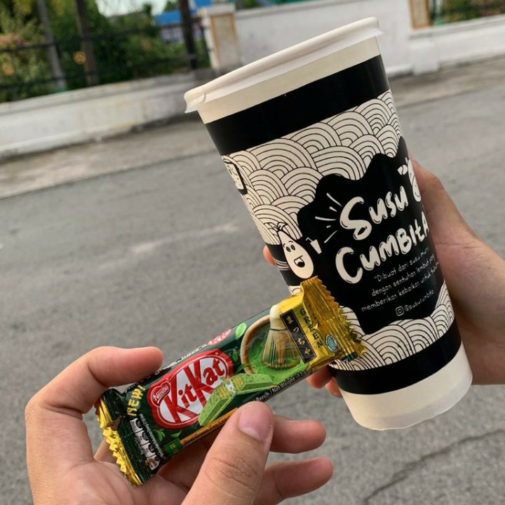 Cumbita Kitkat Greentea Small