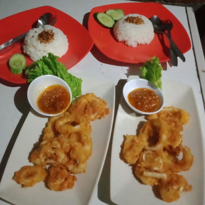 Cumi Ring Dan Nasi