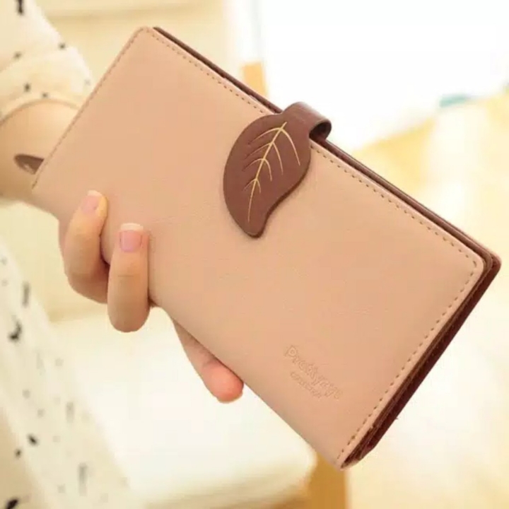 DOMPET LIVIA