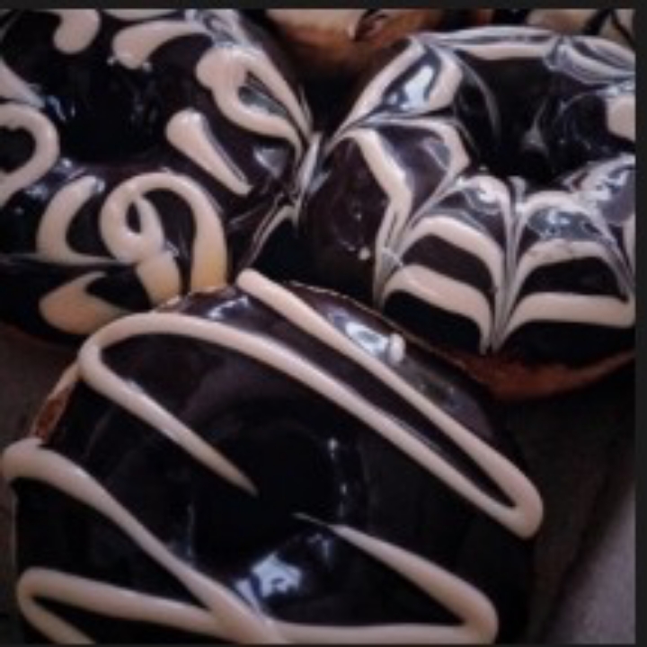 DONAT COKLAT