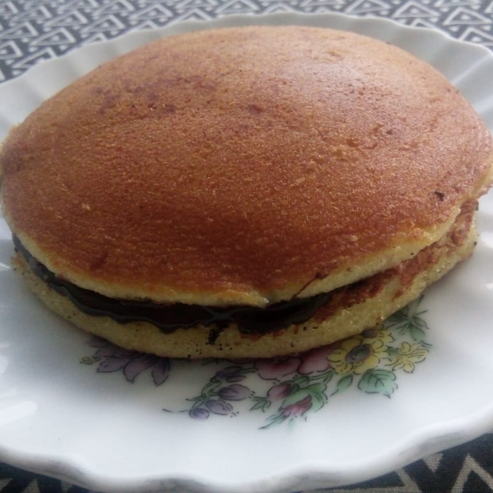 DORAYAKI 