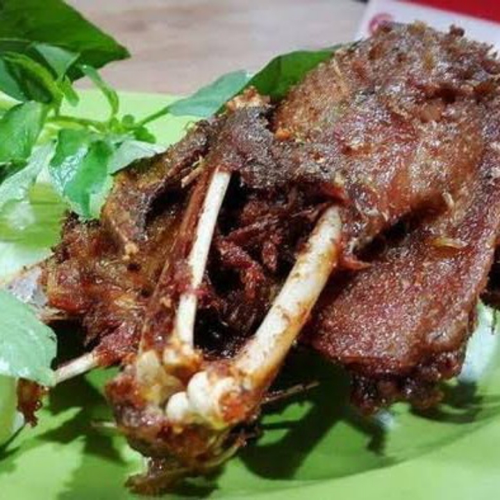 Dada Bebek Goreng Cobek Terasi