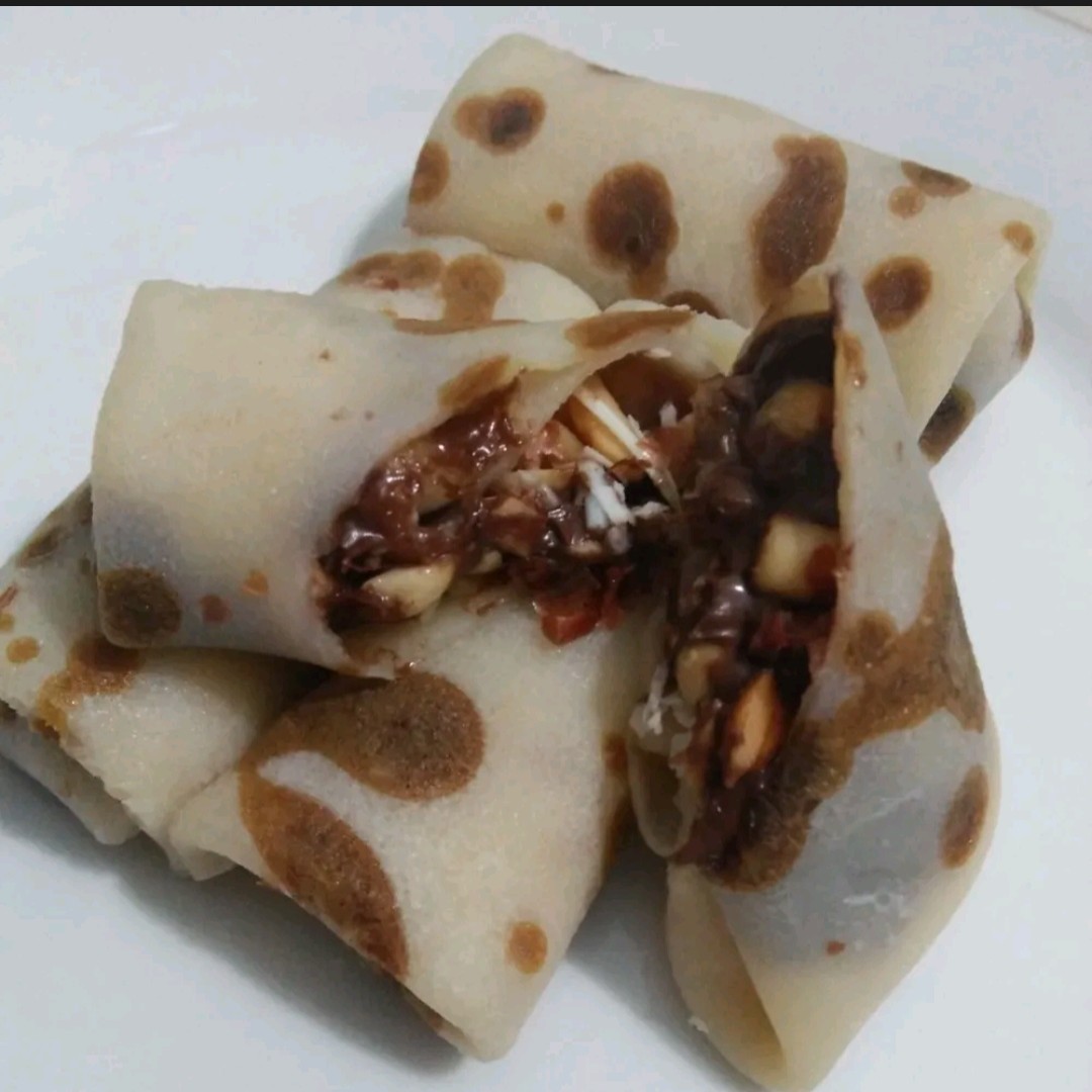 Dadar Gulung Coklat Kacang