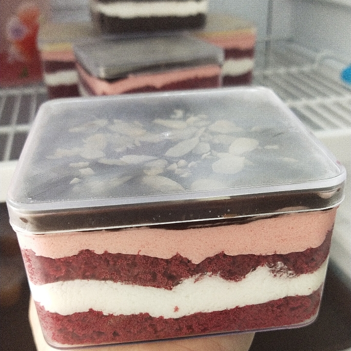 Dessert Box Red Velvet Coklat Lumer