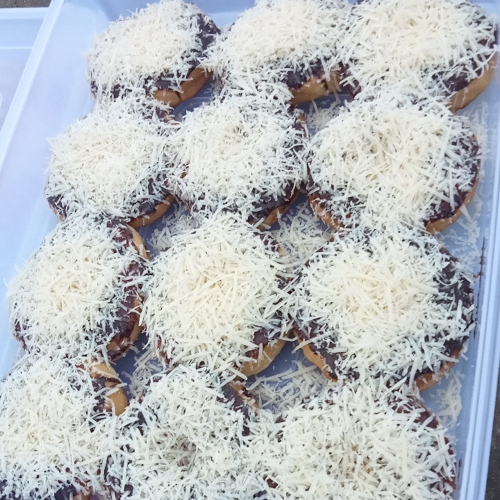 Donat  Coklat Keju