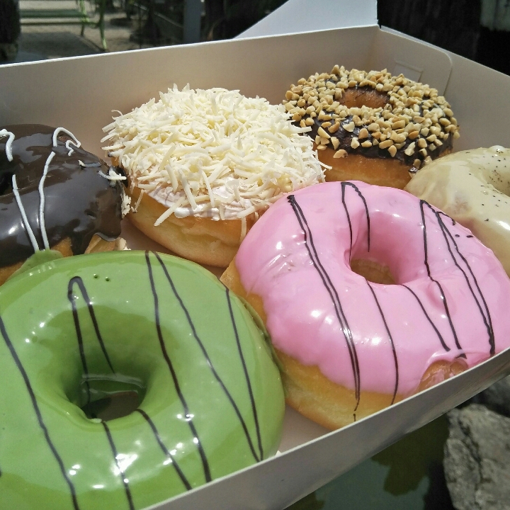 Donat Isi 6 