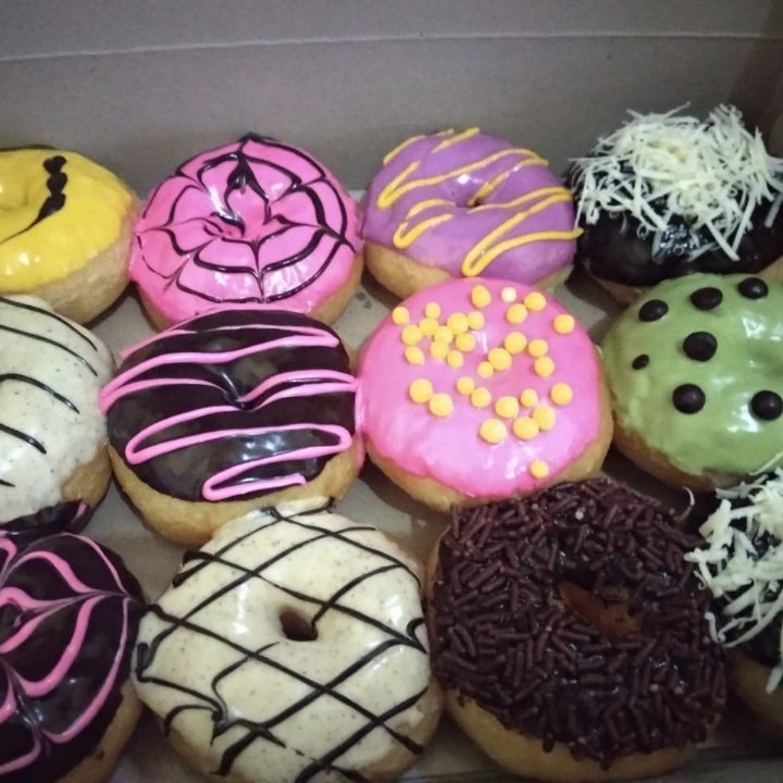 Donat Aneka Rasa