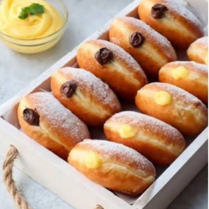 Donat Kentang Momboloni Isian Super Lumer Keju Dan Coklat