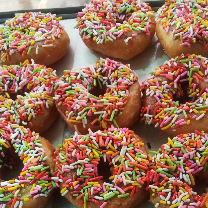 Donat Kentang Rasa Seris Warna Warni