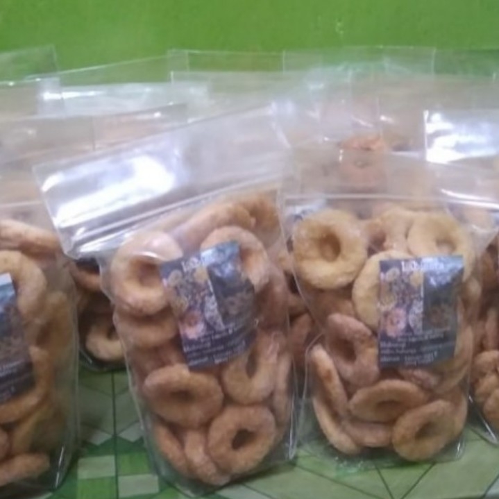 Donat Kering