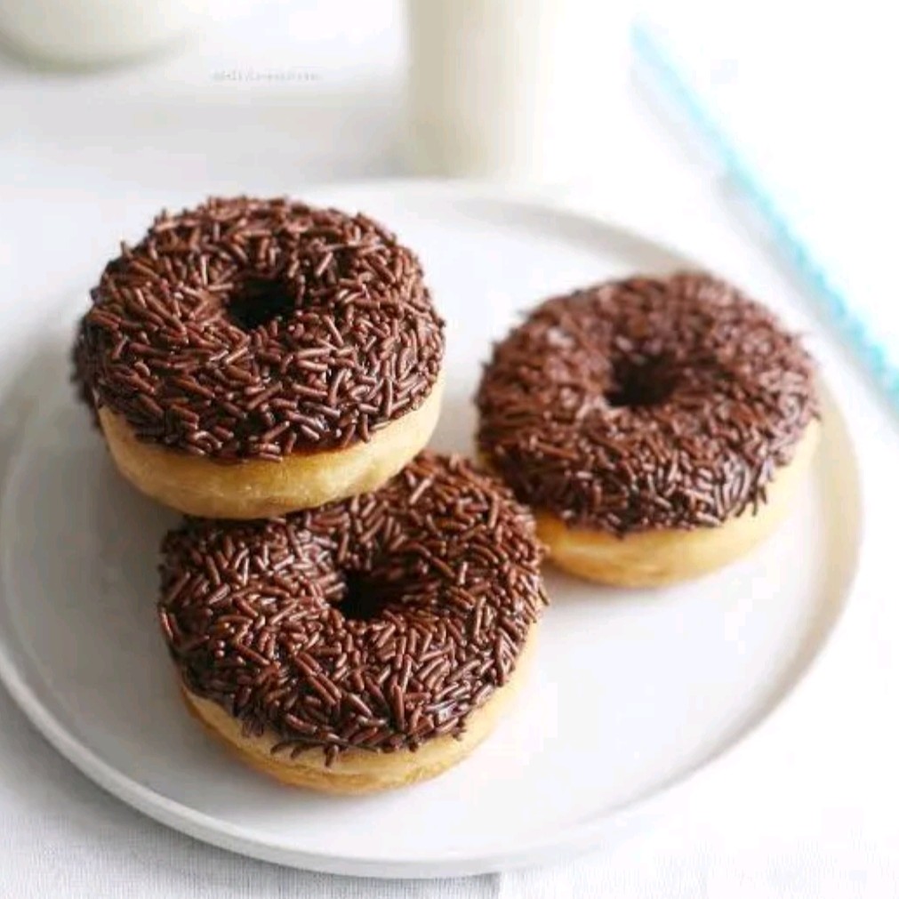 Donat Seres Coklat