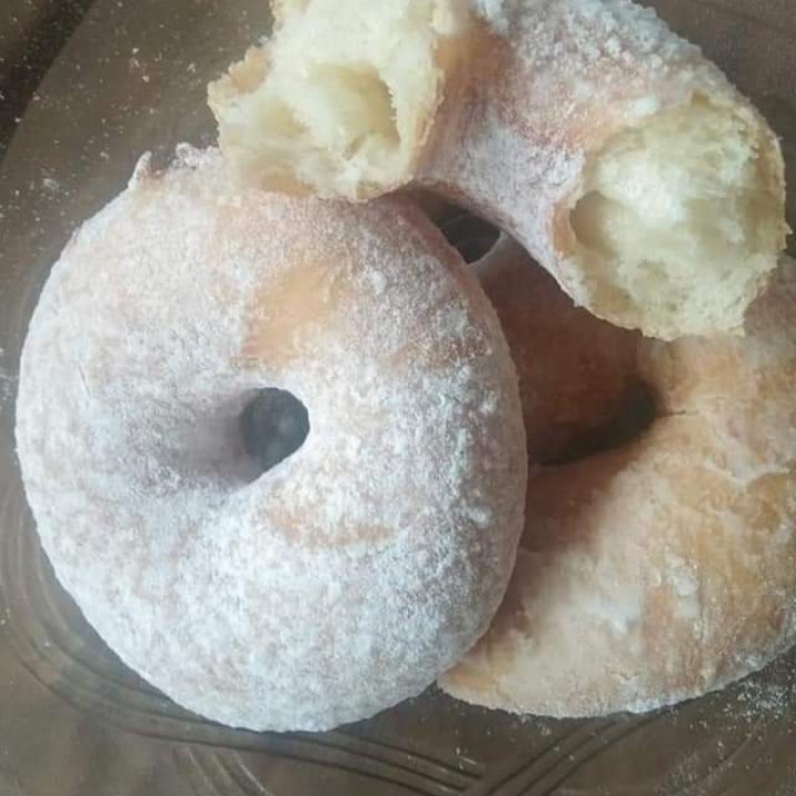 Donat Tepung Gula 