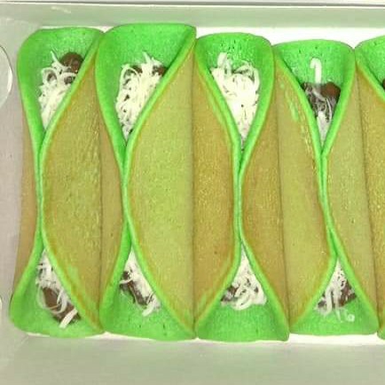 Dorayaki Pandan Isi Coklat Keju