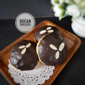 Double cokelat