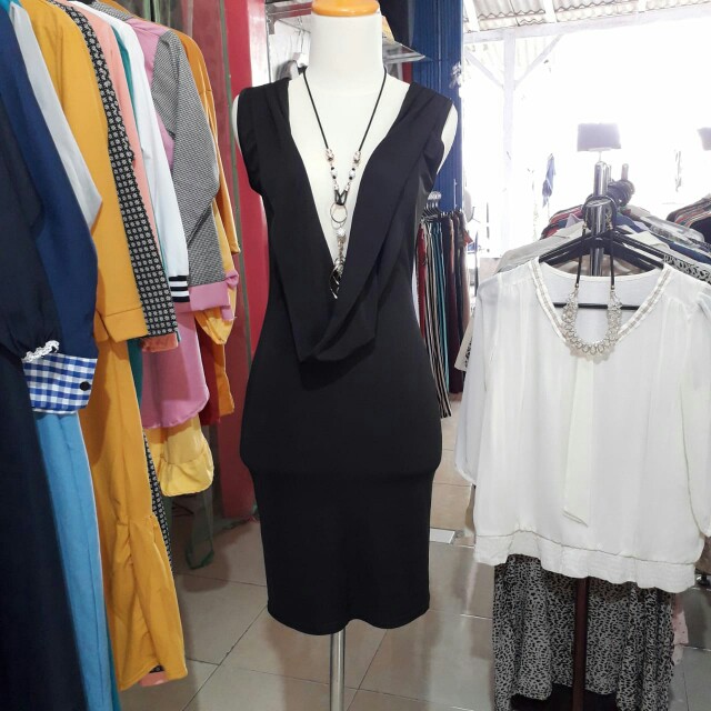 Dres ImalyA Hitam