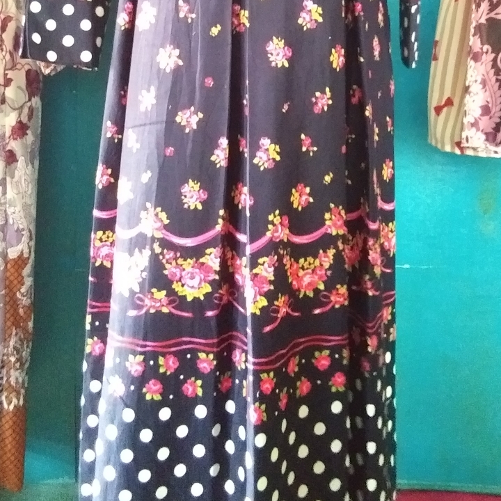 Dress Katun Bunga Volkadot 2