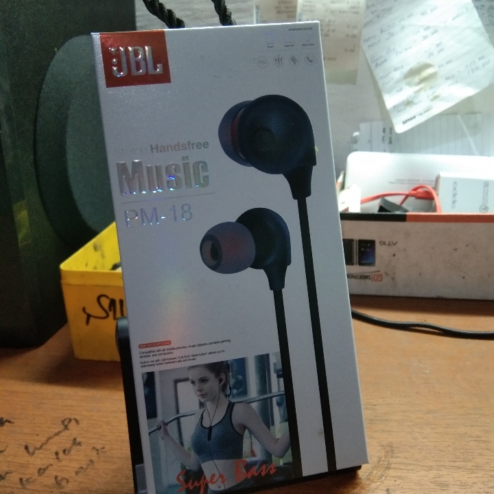 EARPHONE MERK JBL PM18