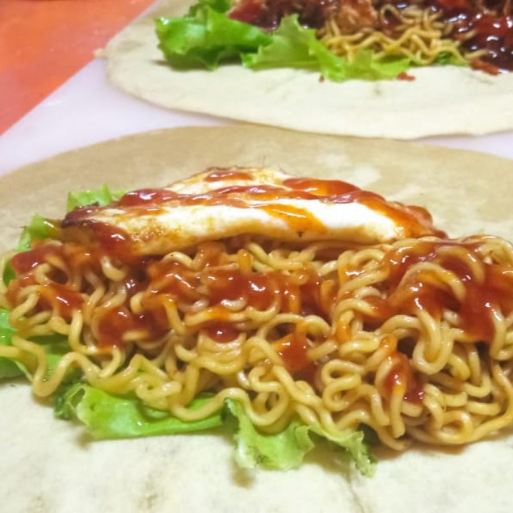 Egg Noodle Burrito