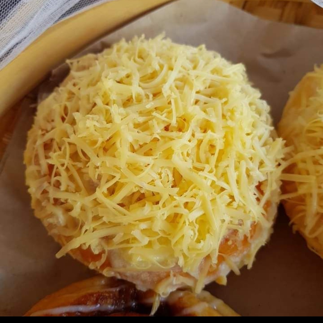 Ensaymada Cream Cheese Roll