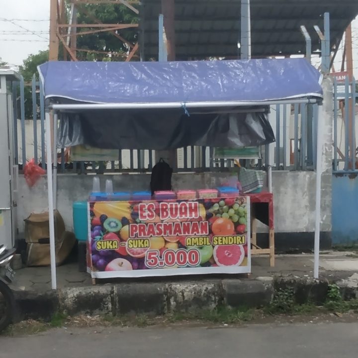 Es Buah Prasmanan