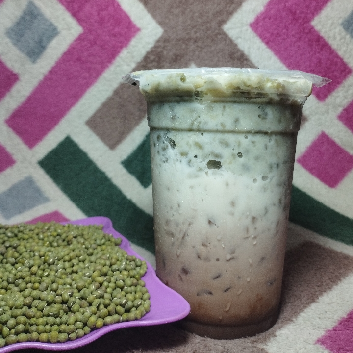 Minuman Es Kacang Hijau