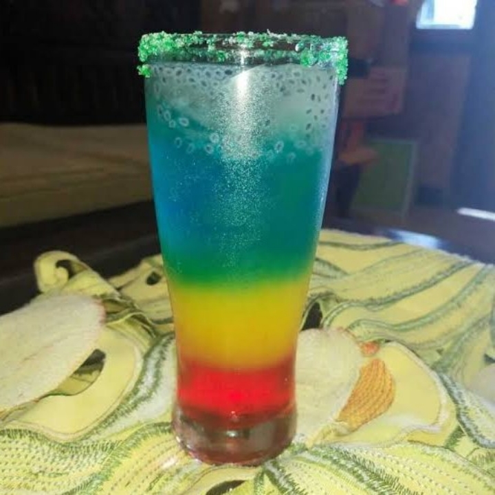 Es Mocktail Rainbow