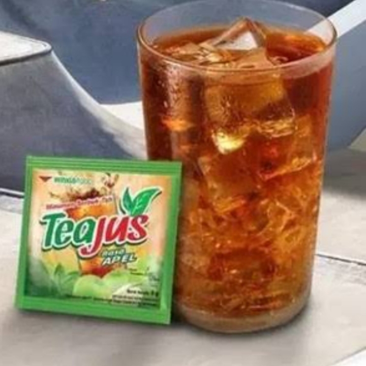 Es Teajus