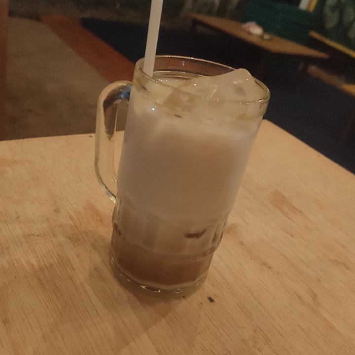 Es kopi Susu Hazelnut