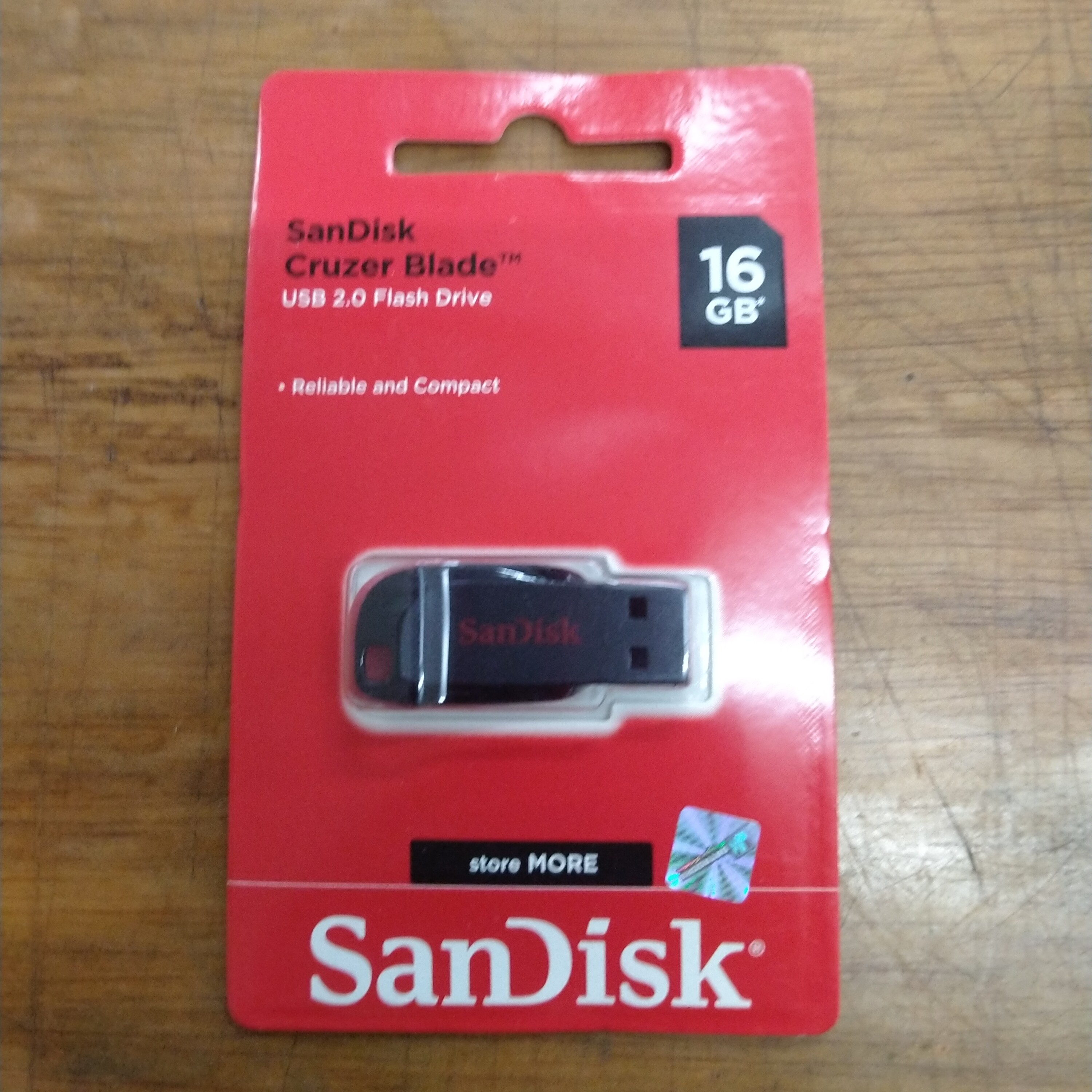 FLASHDISK SANDISK 16 GB