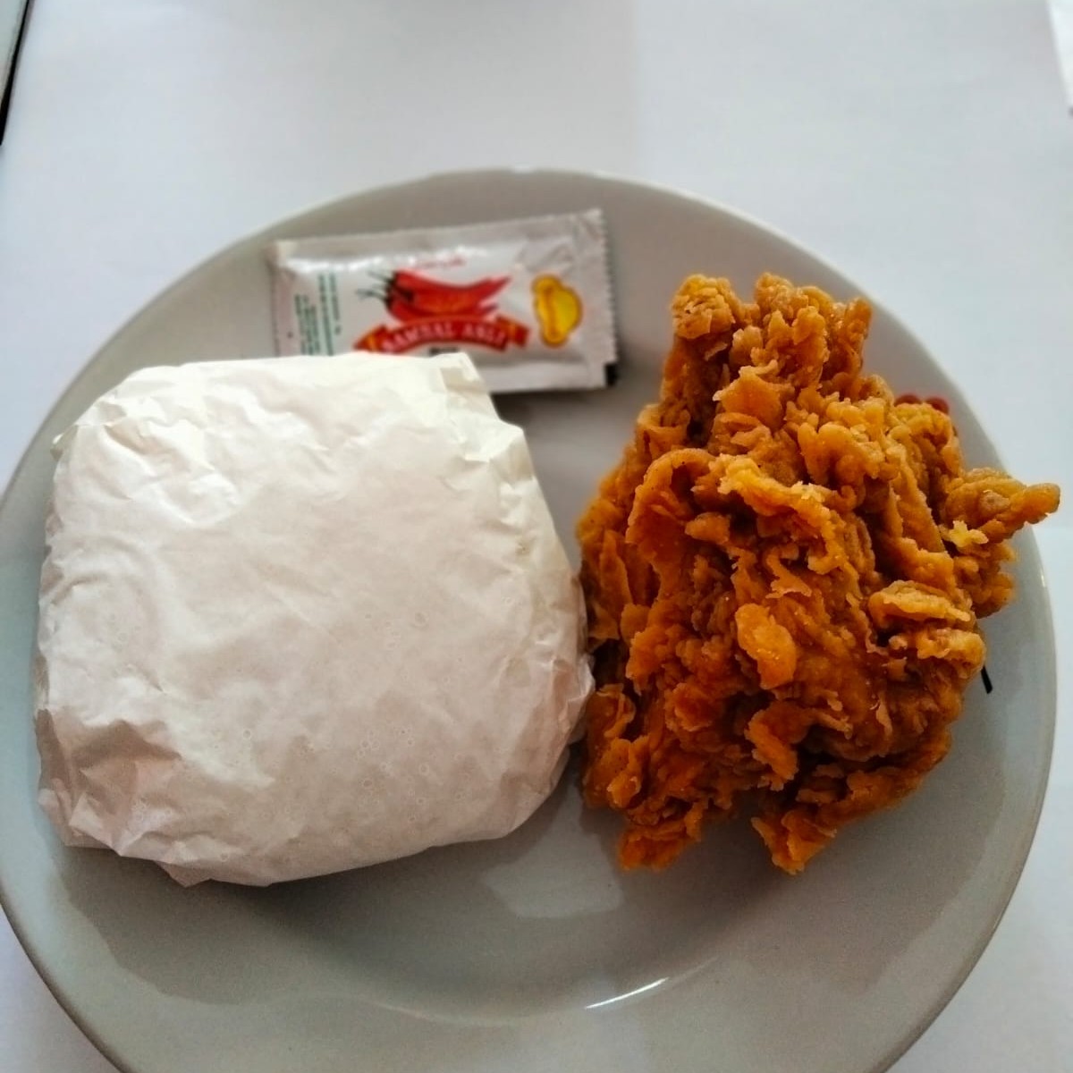 FRIEDCHICKEN PAKET NASI